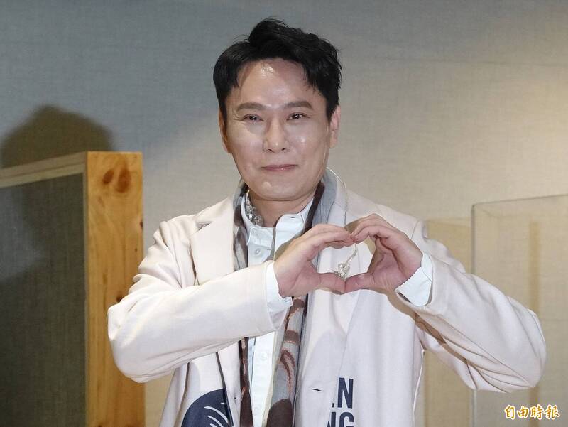 張信哲透露自己心目中的女神是鄧麗君。（記者潘少棠攝）