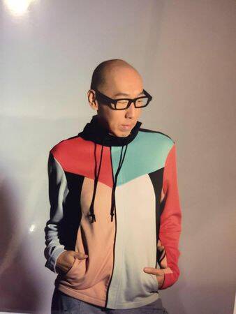 張學潤生前是香港知名造型師。（翻攝自臉書）