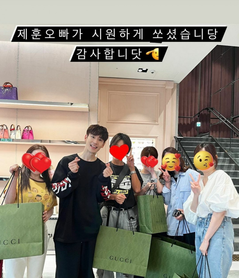 李帝勳直接帶化妝師夥伴去精品店購物，化妝師感動要粉絲「幫高調」。（翻攝自IG）