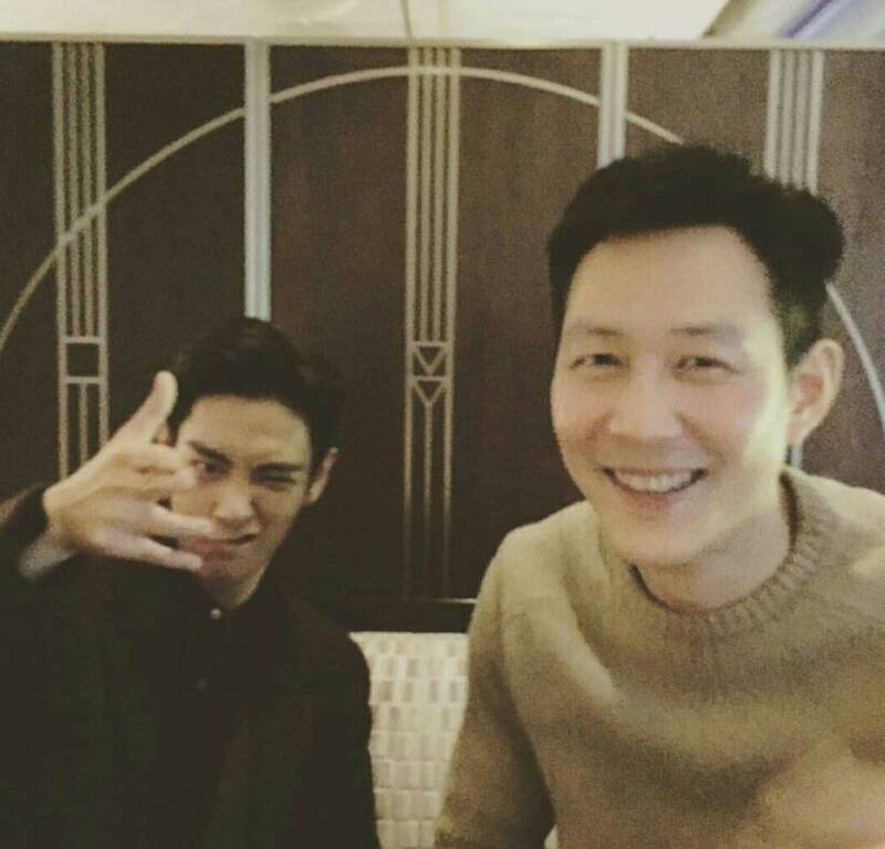 傳言T.O.P（左）與《魷魚遊戲》男主角李政宰私交甚篤。（翻攝自IG）