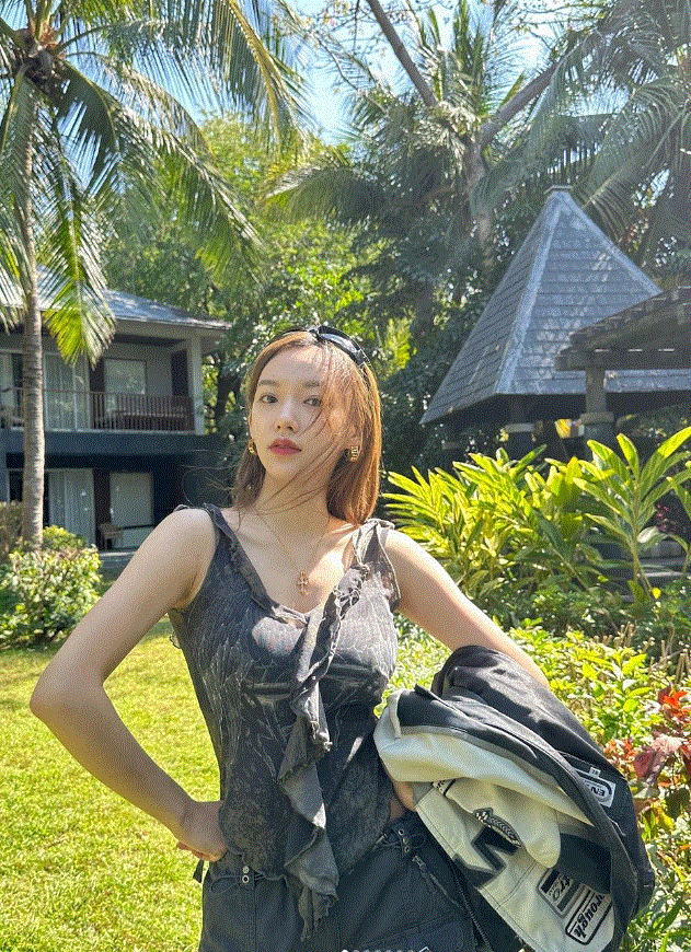 梁朝偉遭瞎傳與她秘戀 25歲程瀟素顏長怎樣? - 自由娛樂