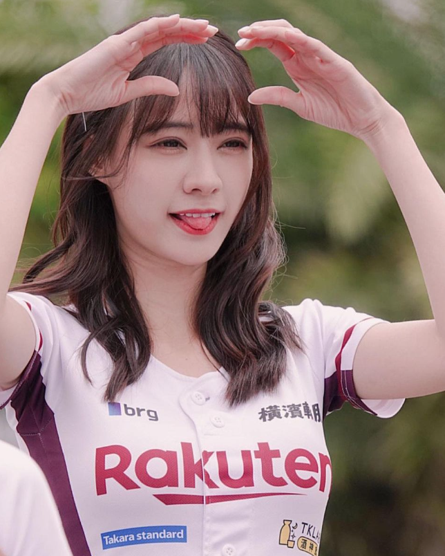 樂天女孩「CK戰隊」成員再加1 ! 嘎琳超頂私服照曝光 - 自由娛樂