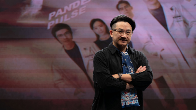 膝關節專訪臺北慈濟醫院長趙有誠。（大愛提供）