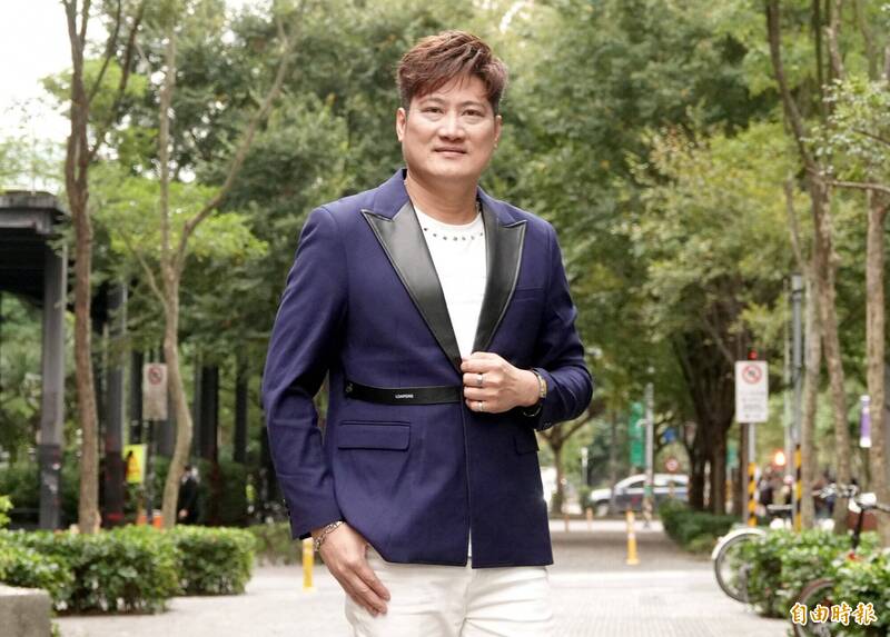 楊哲當年寫下《夢中的情話》，受到天后江蕙的青睞。（記者潘少棠攝）