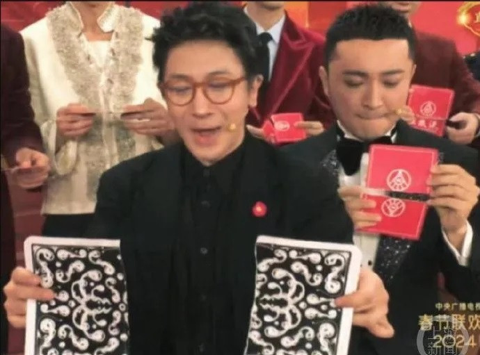 劉謙隔5年再上春晚表演。（翻攝自微博）