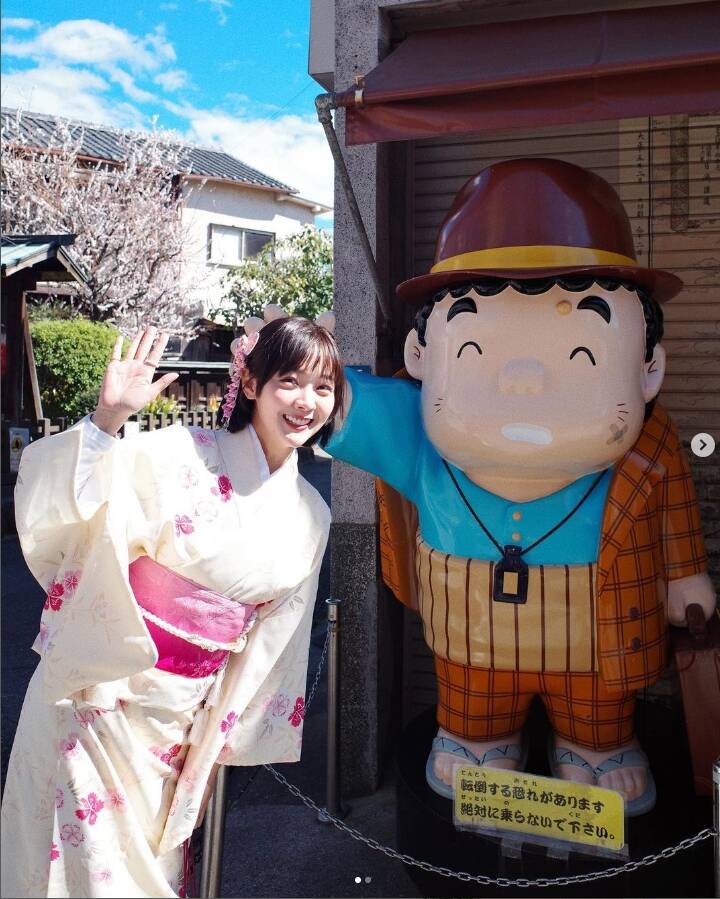 籃籃展現甜美模樣。（翻攝自IG）