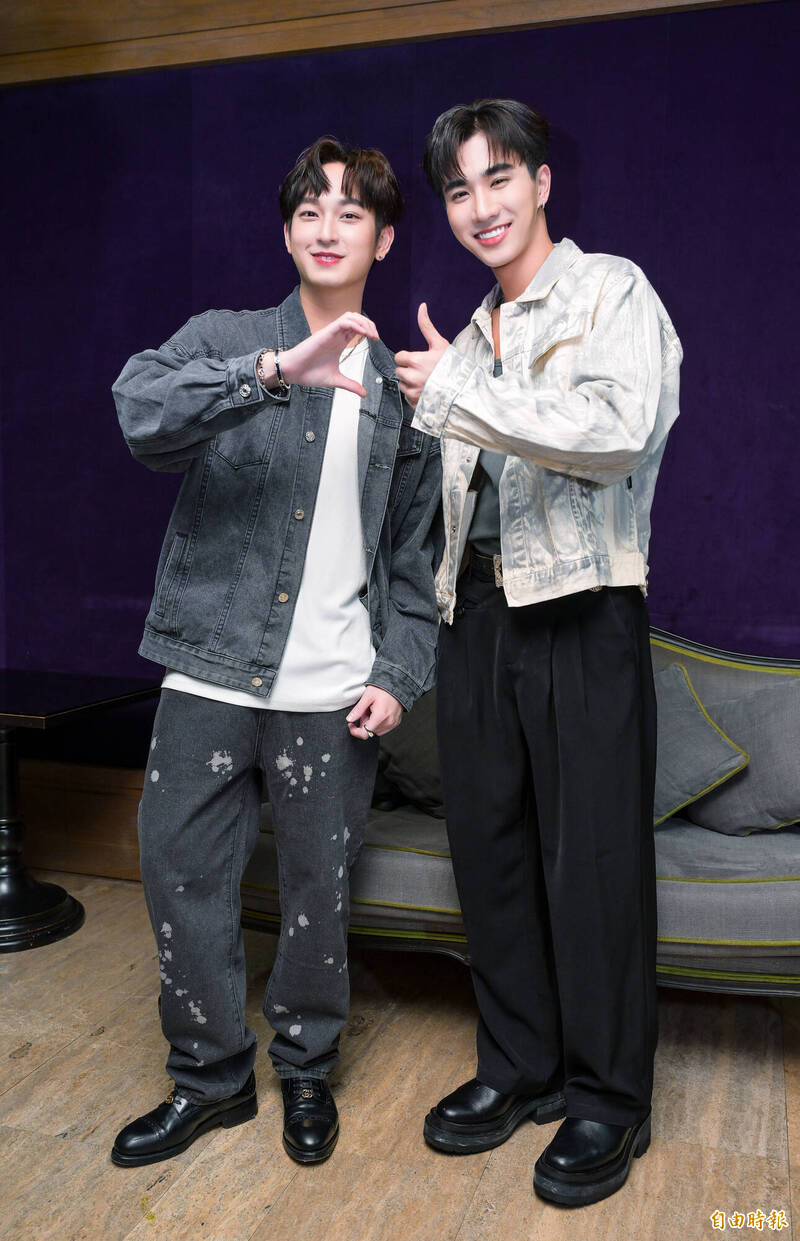 Chimon（左）笑說寧可當茶碗蒸，Perth則知道自己叫泡芙。（記者王文麟攝）