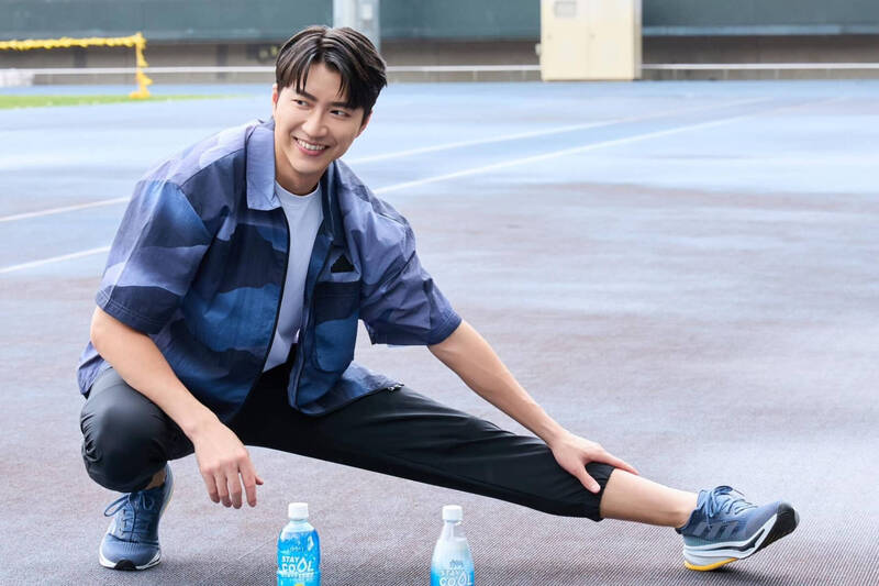 桌球選手轉戰演藝圈的江宏傑。(翻攝自臉書)