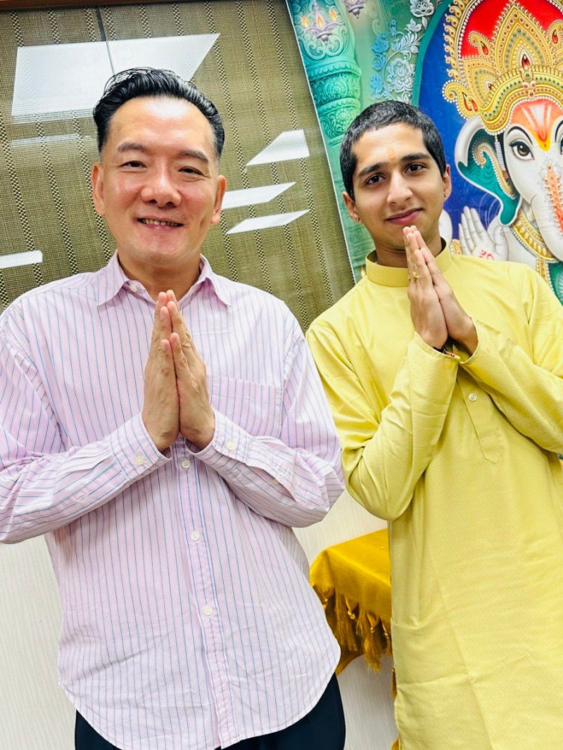 印度神童」阿南德台灣現蹤！真面目曝光忘年之交是他- 自由娛樂