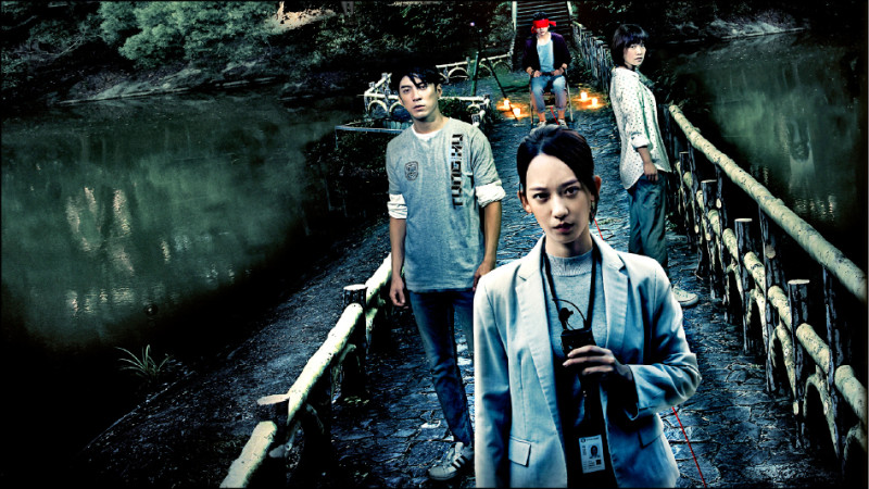 《女鬼橋》改編校園恐怖傳說，結尾有驚喜轉折。（Netflix提供）
