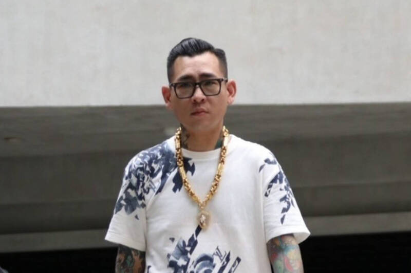 蹦闆《胡說八大》曝飯局妹真實收入 小費豪送300萬 - 自由娛樂