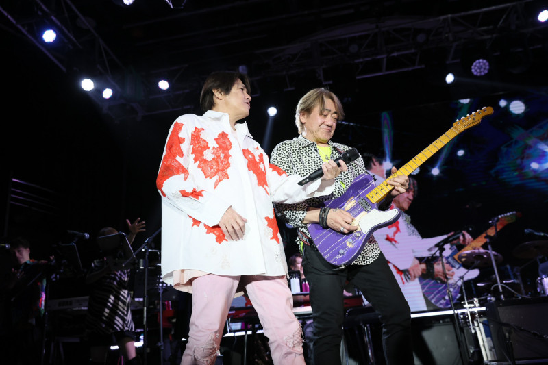 近藤真彥來台新綽號叫「麻吉」！開唱前入境隨俗先拜拜 - 自由娛樂