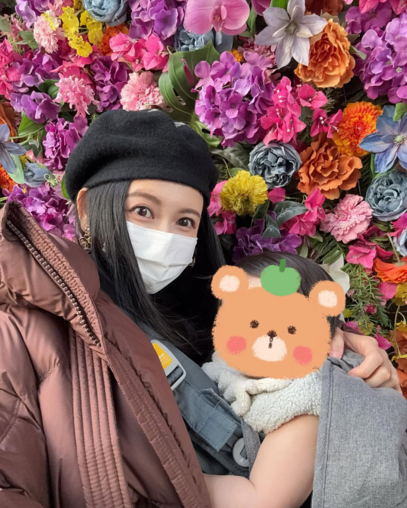 愷樂曬出與兒子的甜蜜合影。（翻攝Threads）
