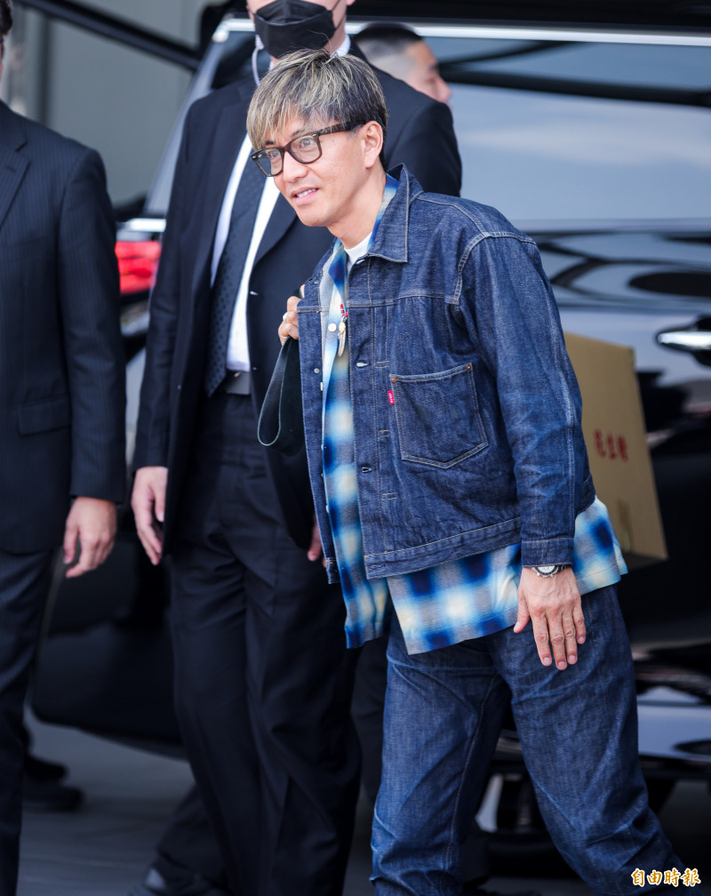 （獨家）木村拓哉離台！走出機場「左右都揮手」掰掰台粉太暖了