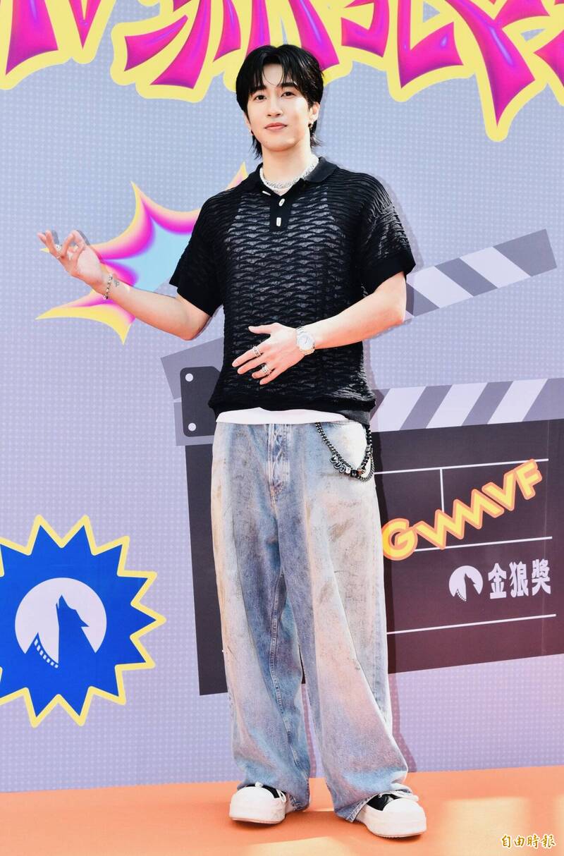 婁峻碩2月才與焦凡凡在沖繩補辦婚禮。（記者陳奕全攝）