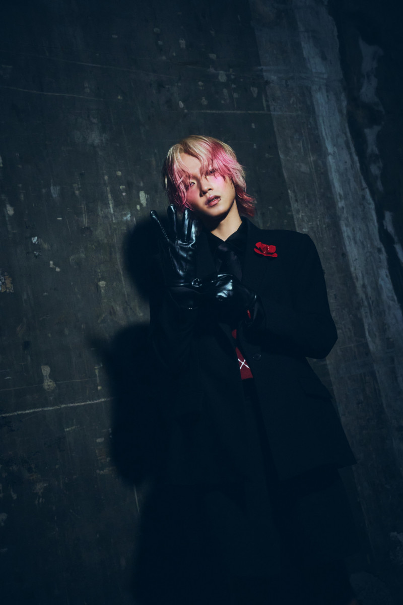 持修的新造型令人驚豔。（EMI提供）