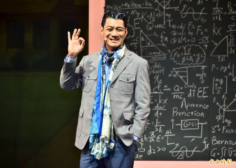 聶雲彩排果陀音樂劇《三個傻瓜》。（記者陳奕全攝）