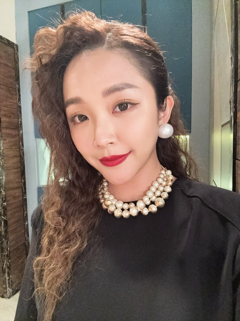 賴慧如近期在《好運來》依舊超齡演出。（翻攝自臉書）