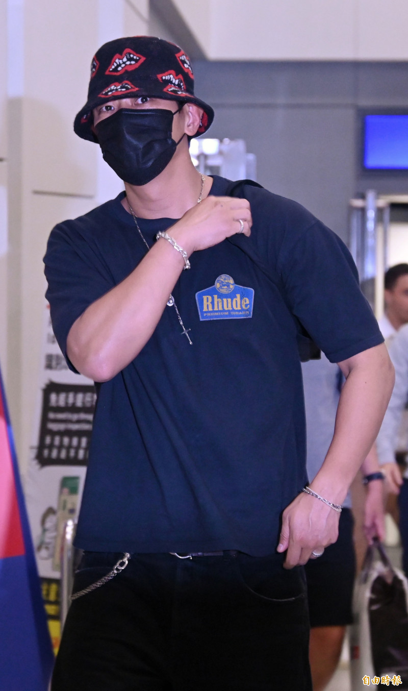 百想藝術大賞戲王朱智勛抵台。（記者劉信德攝）