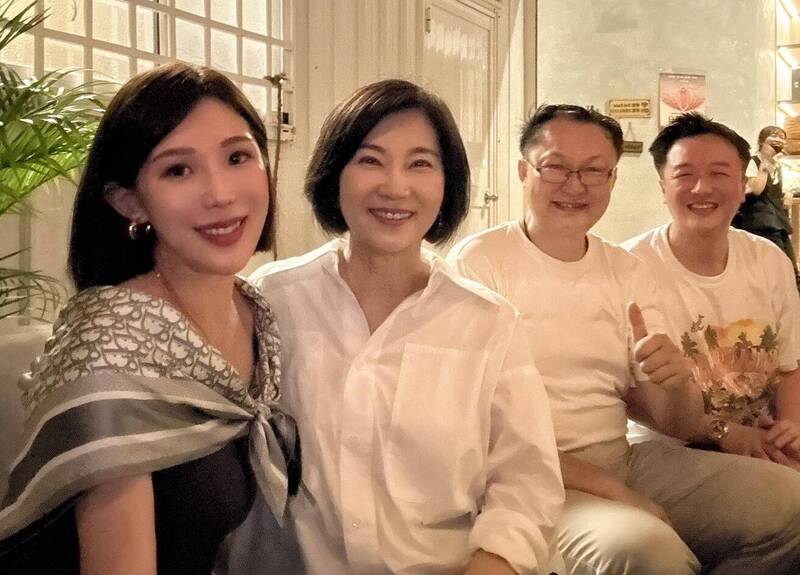 偷約會被周春米活逮！ 李正皓認情定馬郁雯