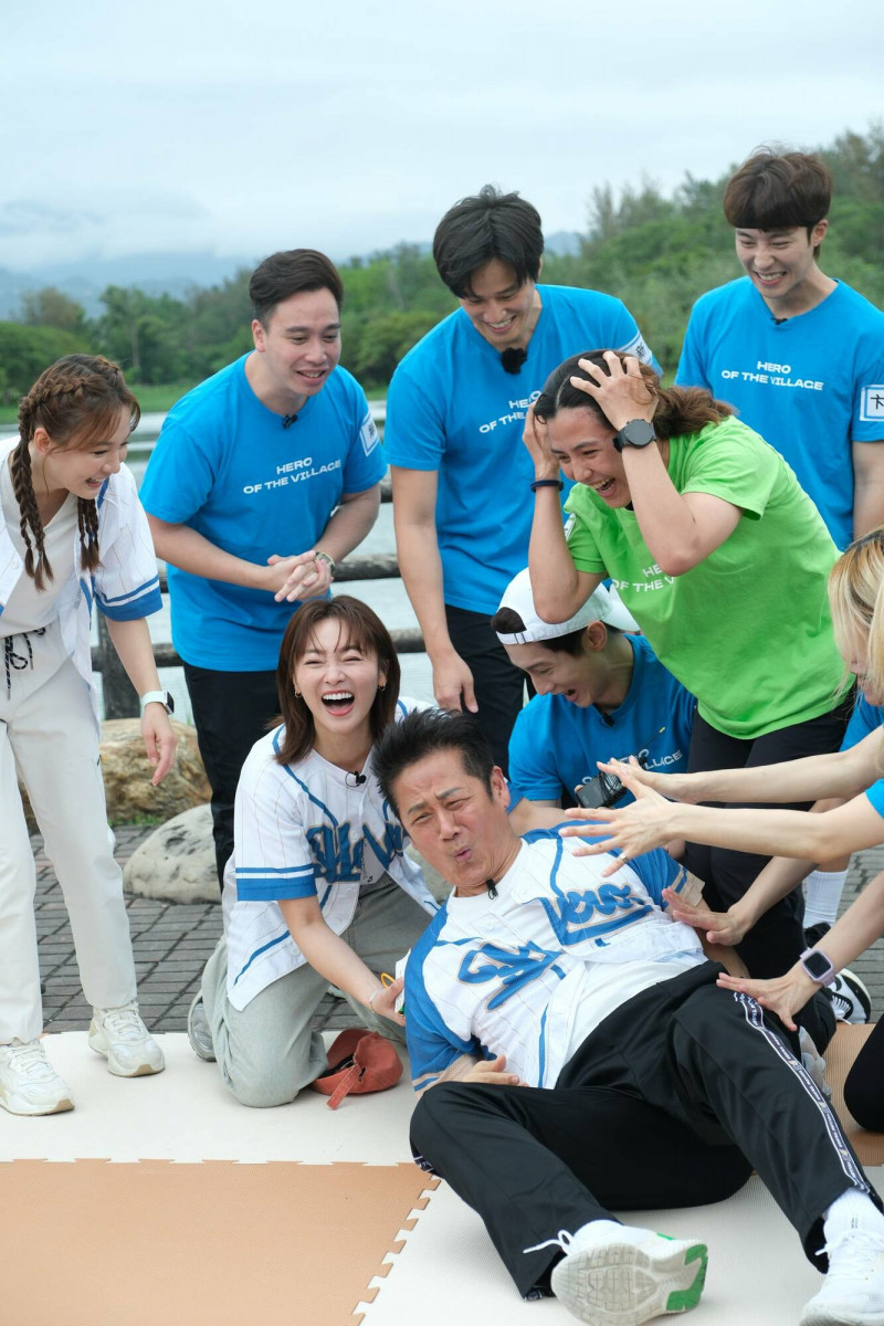 徐乃麟遭亞運國手林徐琬筑過肩摔畫面曝光。(東森綜合台提供)