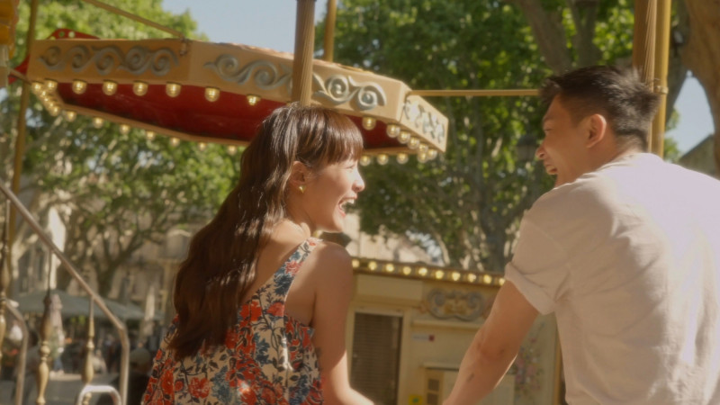 王淨為自編自導自演的迷你短片耗費心神，坦言完成作品有種當母親的感動。（狗狗與花提供）