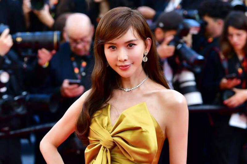 小粉紅諷林志玲變櫻花國畏縮女? 一動作完美反擊