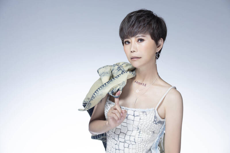 台語歌后詹雅雯遭諷「裝病」吐真實心聲:生病不是錯誤