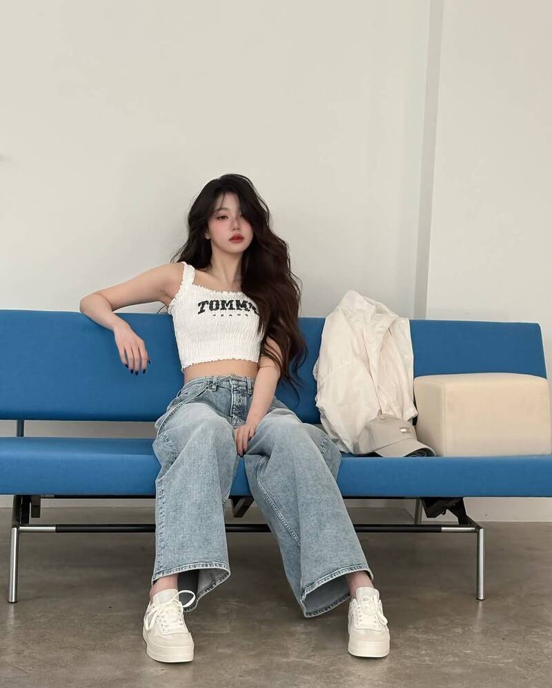 張員瑛日前到高雄參加拼盤演唱會，還特別指定要喝「西瓜烏龍茶」。（翻攝自IG）