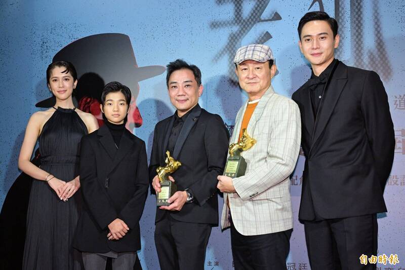 《老狐狸》電影團隊（左起）劉奕兒、白潤音、蕭雅全、陳慕義、劉冠廷。（本報資料照，記者陳逸寬攝）
