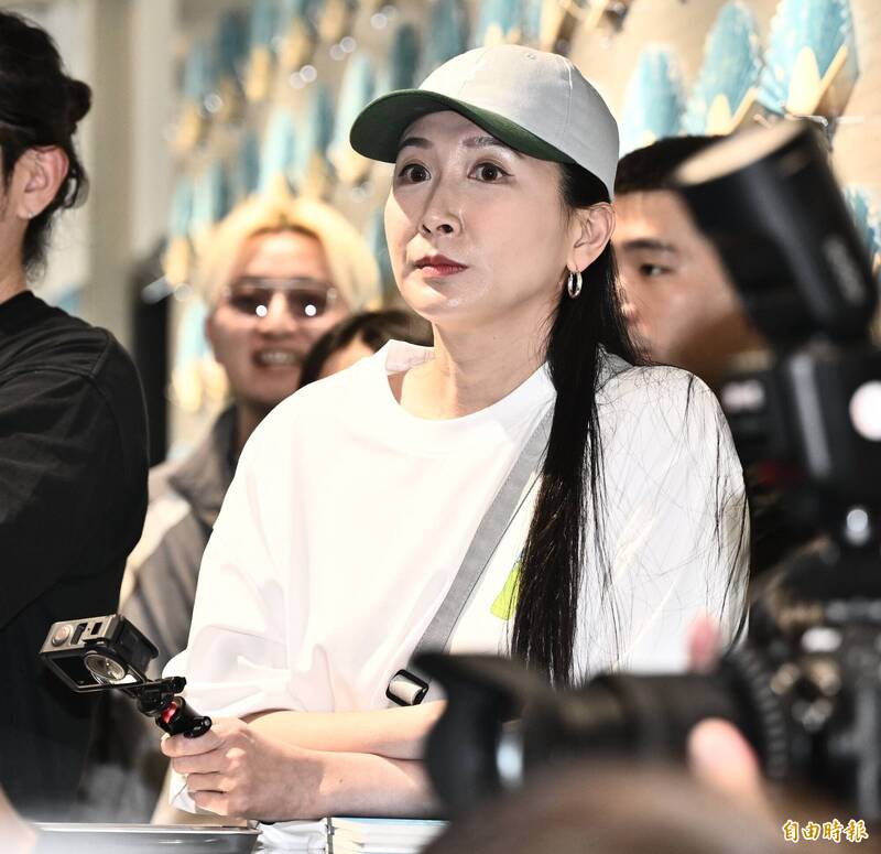 啦啦隊女孩疑約會富商！元配揭「獵豔名單」 PS女孩經紀人親吐關係