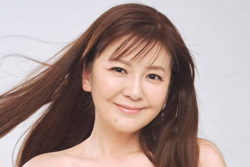 57歲的南野陽子宣布成立全新粉絲俱樂部。（翻攝自IG）