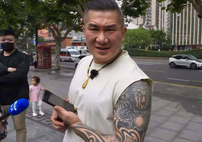 館長抱中國大腿 王浩宇自掏腰包做1事網狂讚
