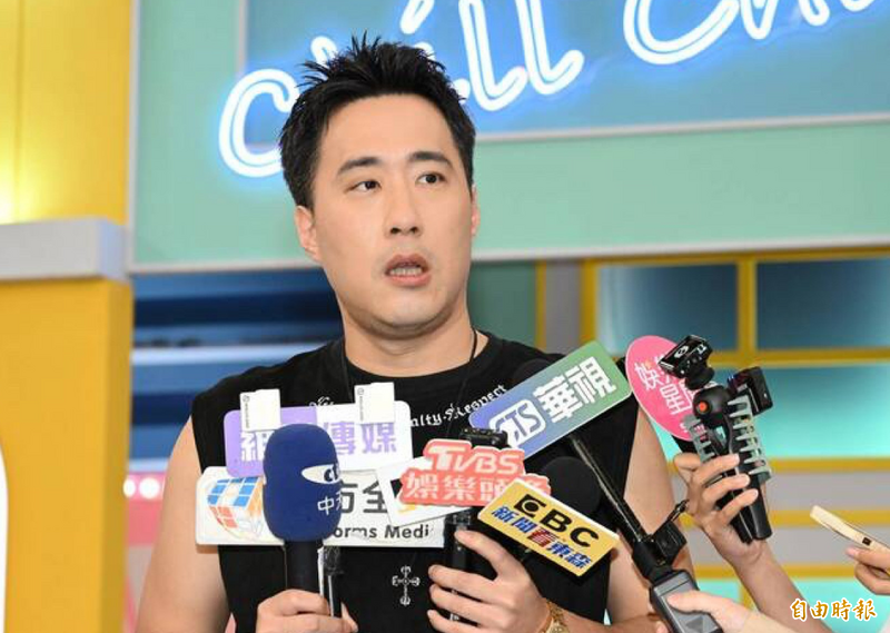余祥銓8月未見家人淚喊「舅舅很想你們」 曝余天女婿斷聯內幕