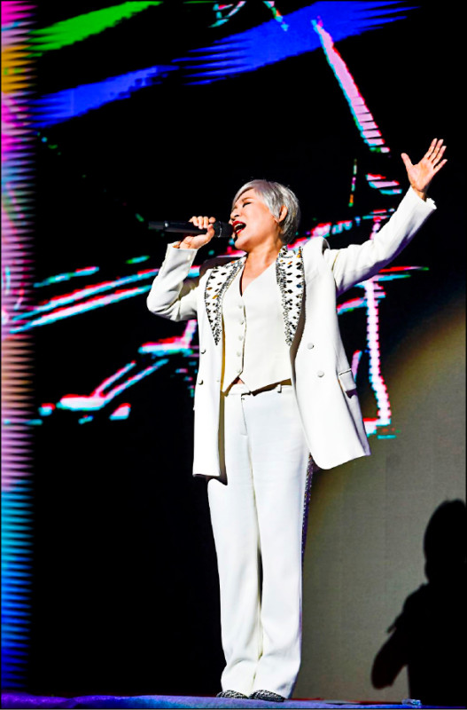 黃小琥相隔7年霸氣重返舞台開唱。（大大娛樂提供）