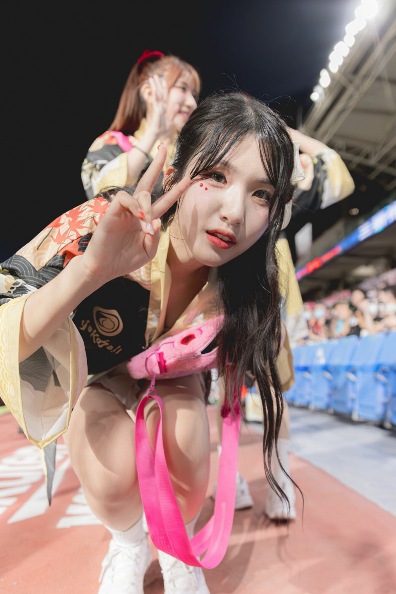 廉世彬超可愛男友視角。（樂天桃猿提供）