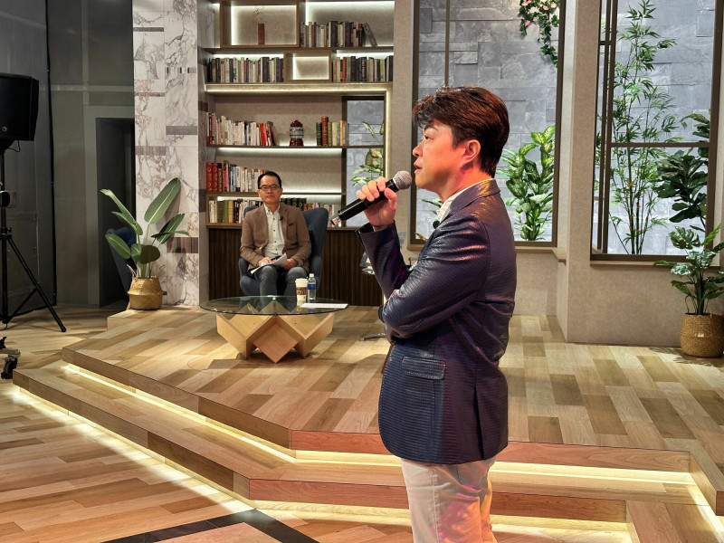 翁立友鬆口「婚後進度」 低調回應:靜候佳音