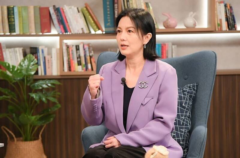 父親吃藥有幻覺 苗可麗暖喊：爸別怕，有我在