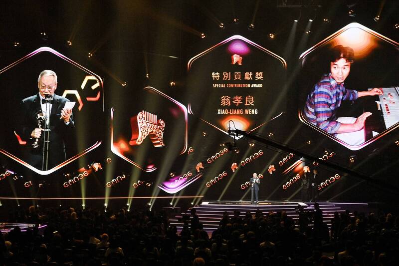 第36屆金曲獎特別貢獻獎得獎者翁孝良。（台視提供）