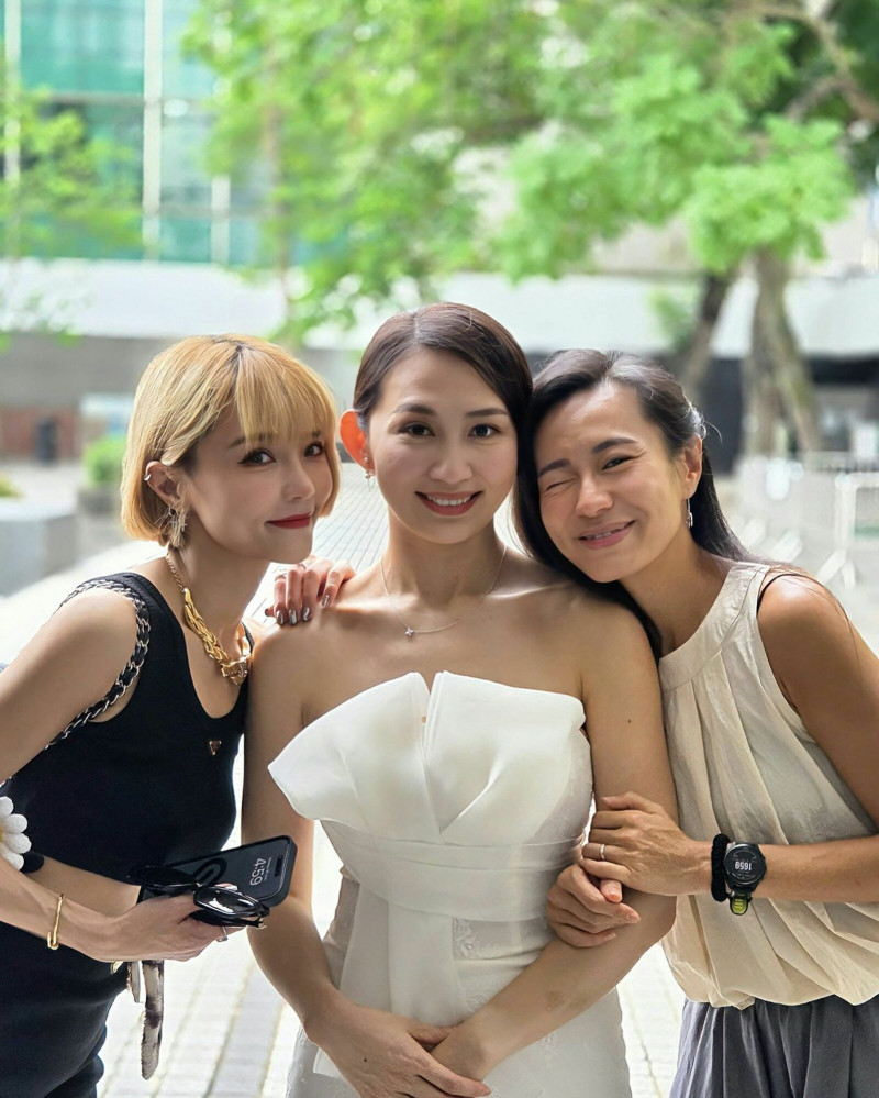 方皓玟（左）、陳如楓（右）分享參加楊焉婚禮的照片。（翻攝自Instagram）