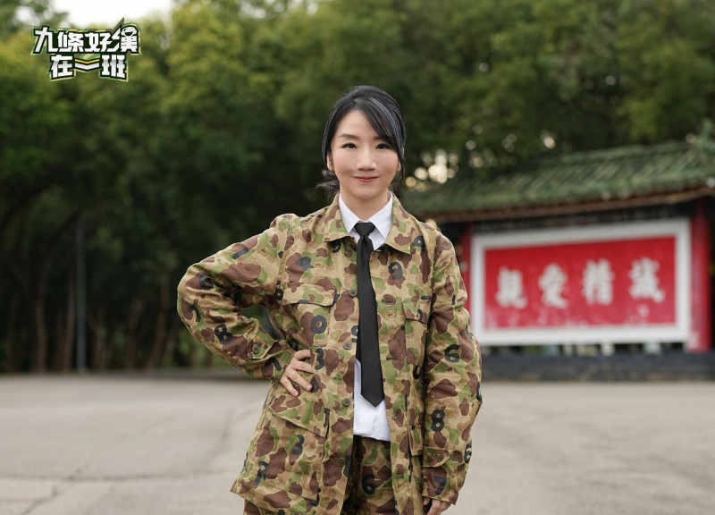 陶晶瑩接主持棒回歸 挺進軍營曝新身分
