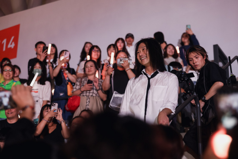 瑪莎今晚多次搞笑提到「來都來了」熱門話題。（相信音樂提供）