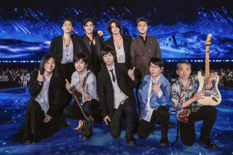 F4合體太重要阿信被抓包「動手腳」 《流星花園》勾回憶網淚喊：好想杉菜