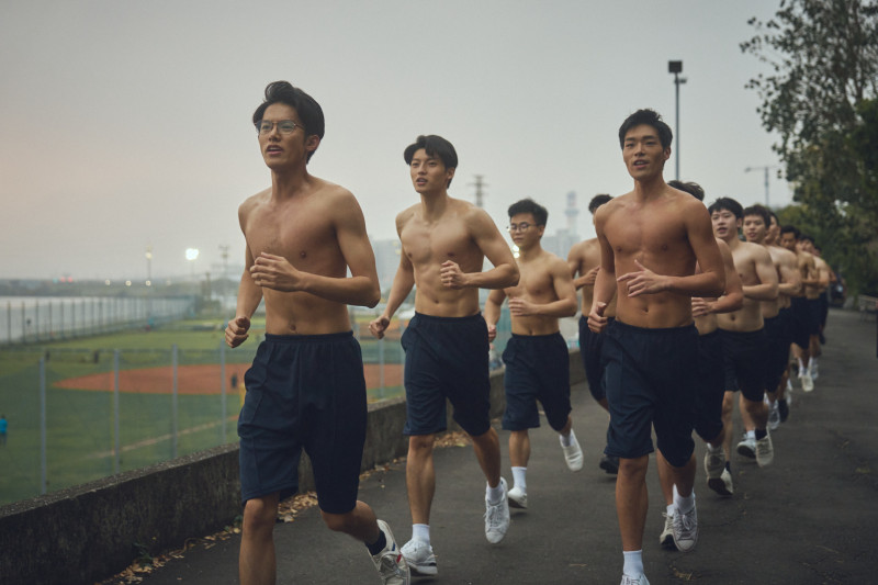電影《進行曲》鮮肉男團余杰恩（左起）、劉育仁、牧森。（未來進行曲提供）