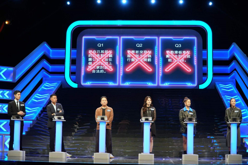 哈林小隊周予天（左起）、彭小刀、卜學亮，以及「排球女神」張晏塵、空手道國手文姿云、「滑雪星二代」游宇潼同上節目。（公視提供）