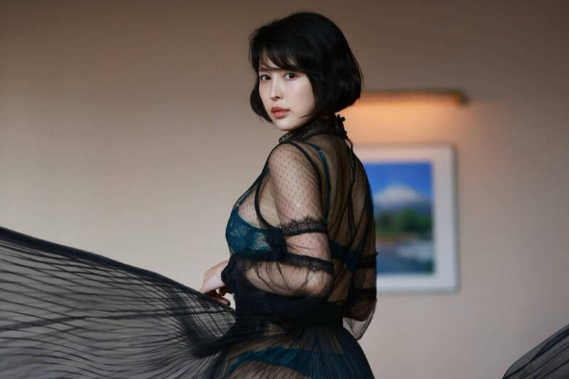 日本人氣AV女神葵司今（20）正式宣布引退。（翻攝自X）