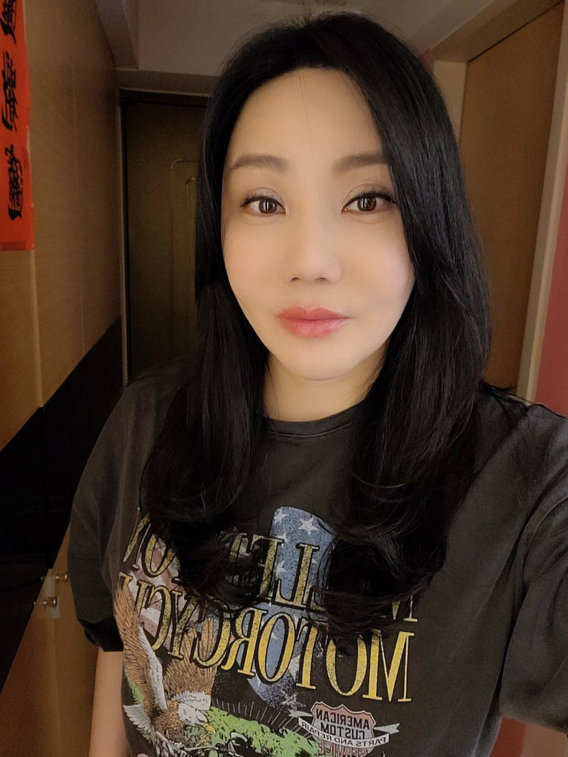 沈嶸通靈鄧佳華毫無悔意。（沈嶸提供）