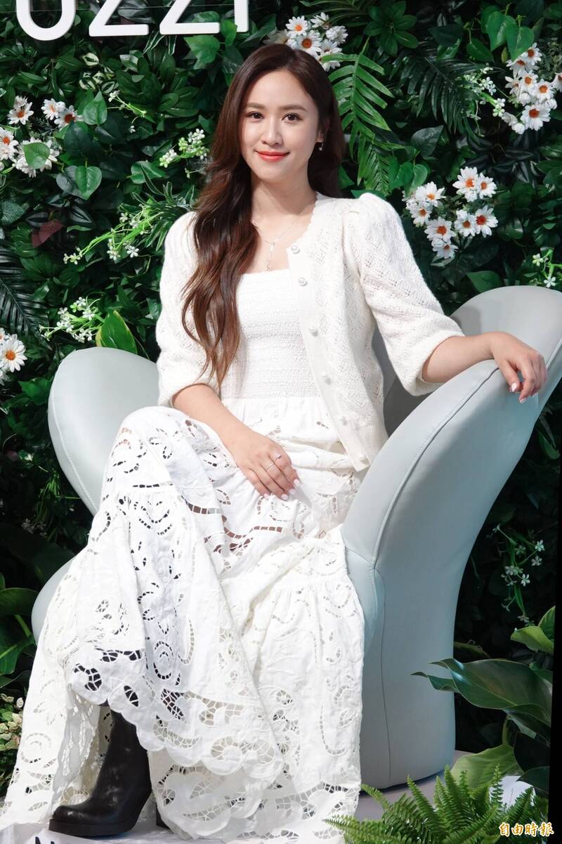 吳姍儒提到這半年來容易頭痛。（記者潘少棠攝）