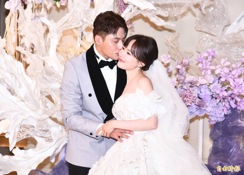（影）張睿家砸300萬補辦婚禮！瞞婚6年原因曝光：說了回家會跪算盤