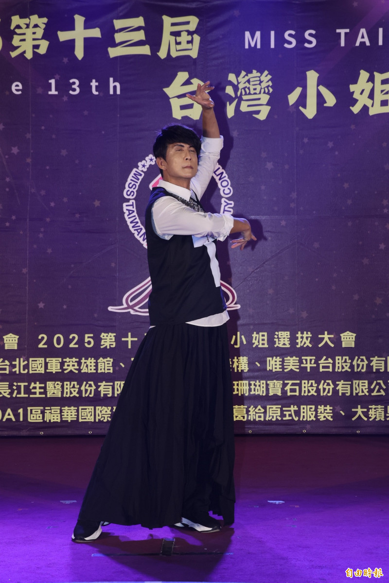 張勝豐說明比特幣學習過程，稱帳戶遭誤用。（記者侯家瑜攝）